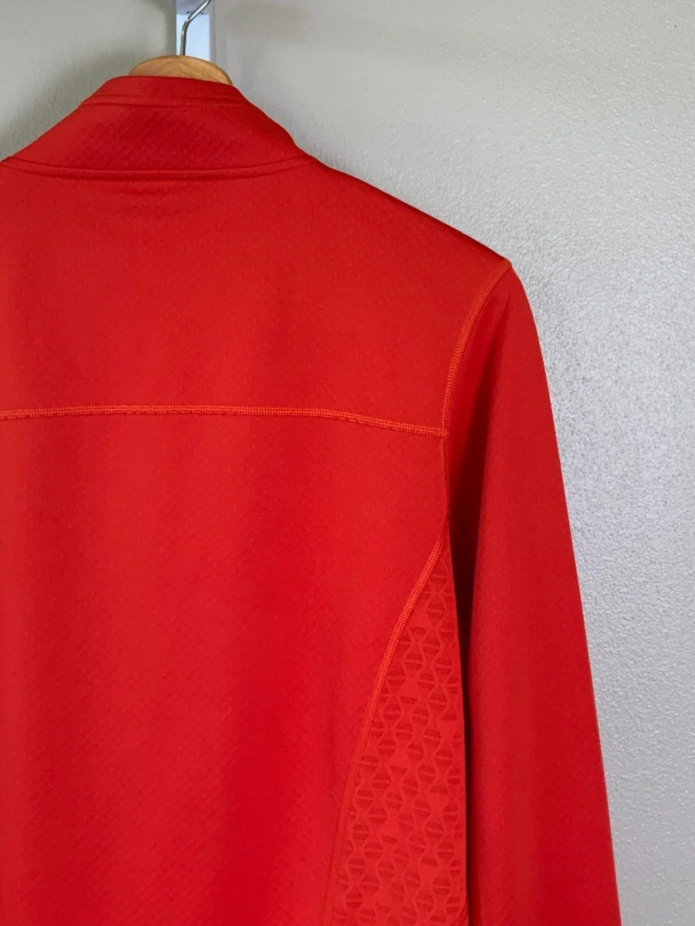 The North Face Half Zip Textured Performance Long Sleeve Pullover